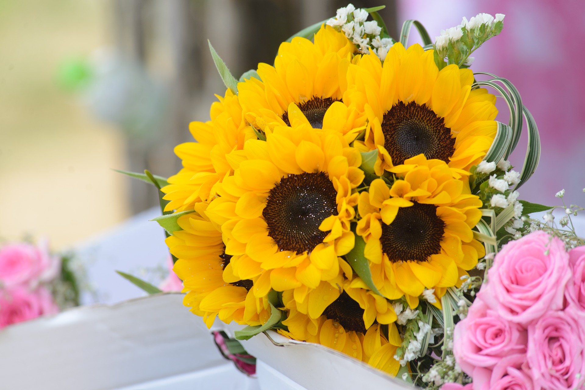 Žlutá svatební kytice