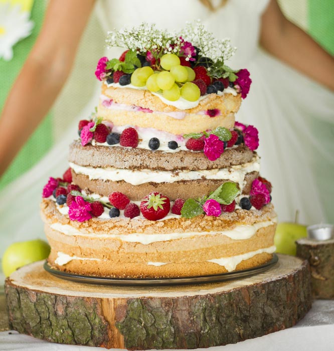 Ovocný svatební dort