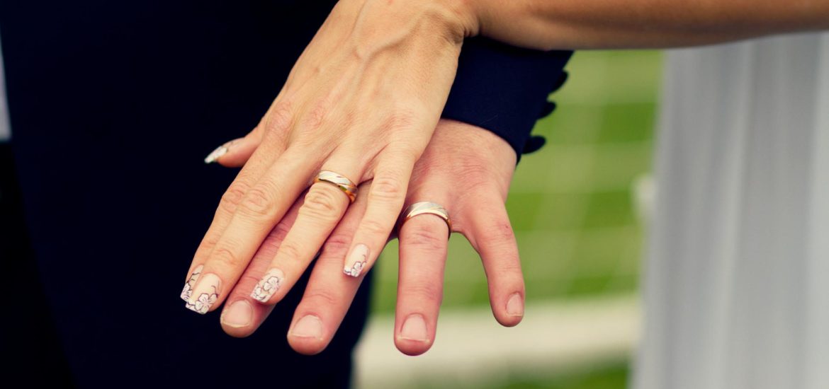 Jak nosit snubní prsten